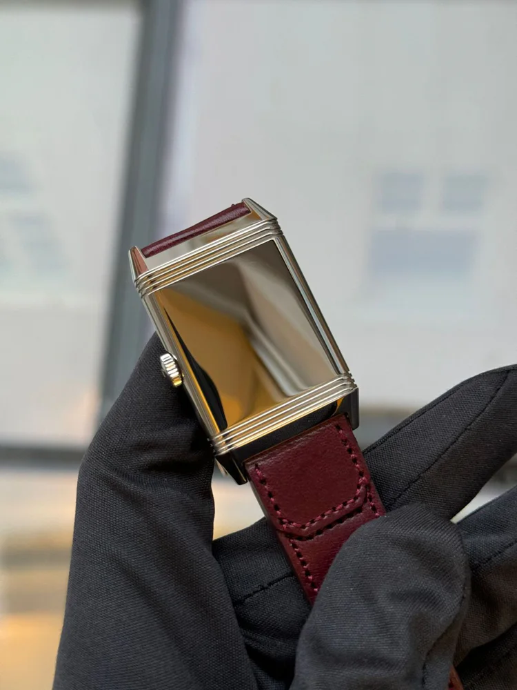 Jaeger-LeCoultre Reverso Tribute Small Seconds 214.8.62